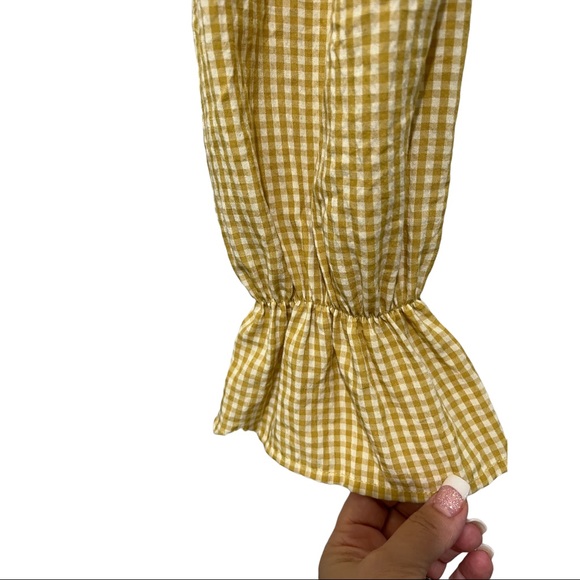 URBAN OUTFITTERS GOLDEN YELLOW AND WHITE SMOCKED GINGHAM LONG SLEEVE TOP - Picture 14 of 15